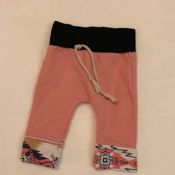 Kashoer Aztec Pink Jogger Set - Picture 4 of 5